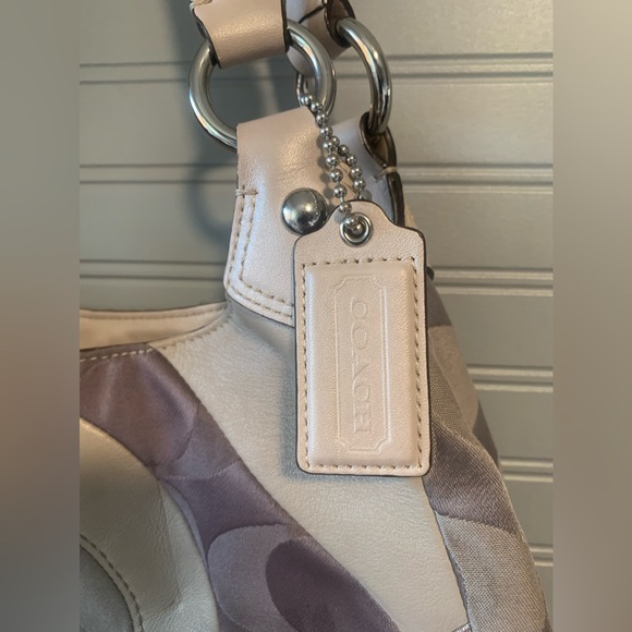 🐂 Coach Signature 16327 Mia Maggie Inlaid C Hobo Patchwork Leather Pink/Tan - Picture 7 of 16